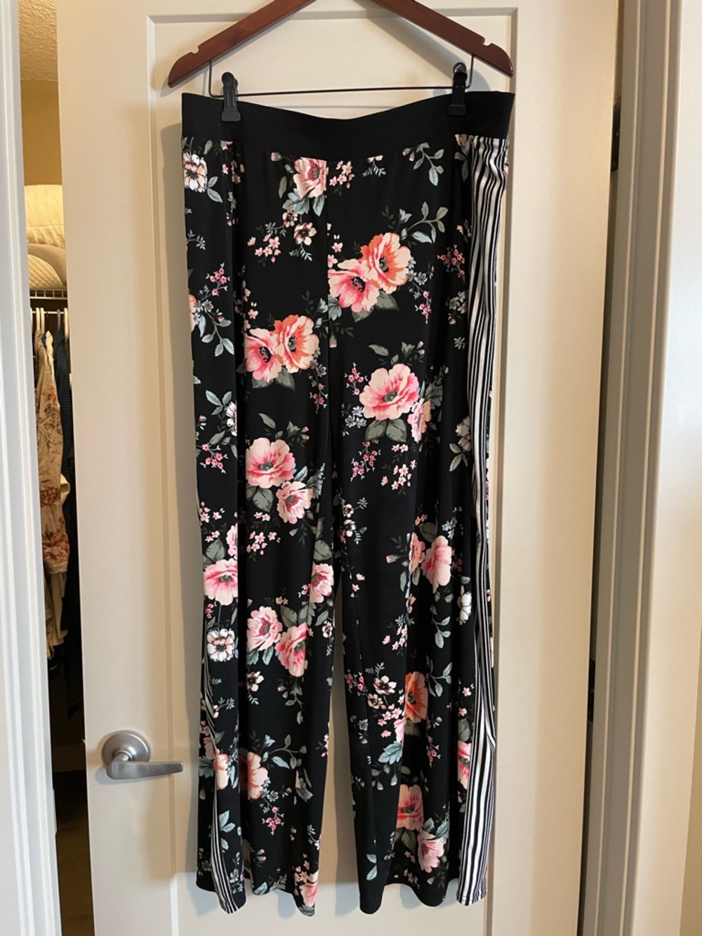 INC International Concepts Black Wide-Leg Floral Pants with Pink Flowers